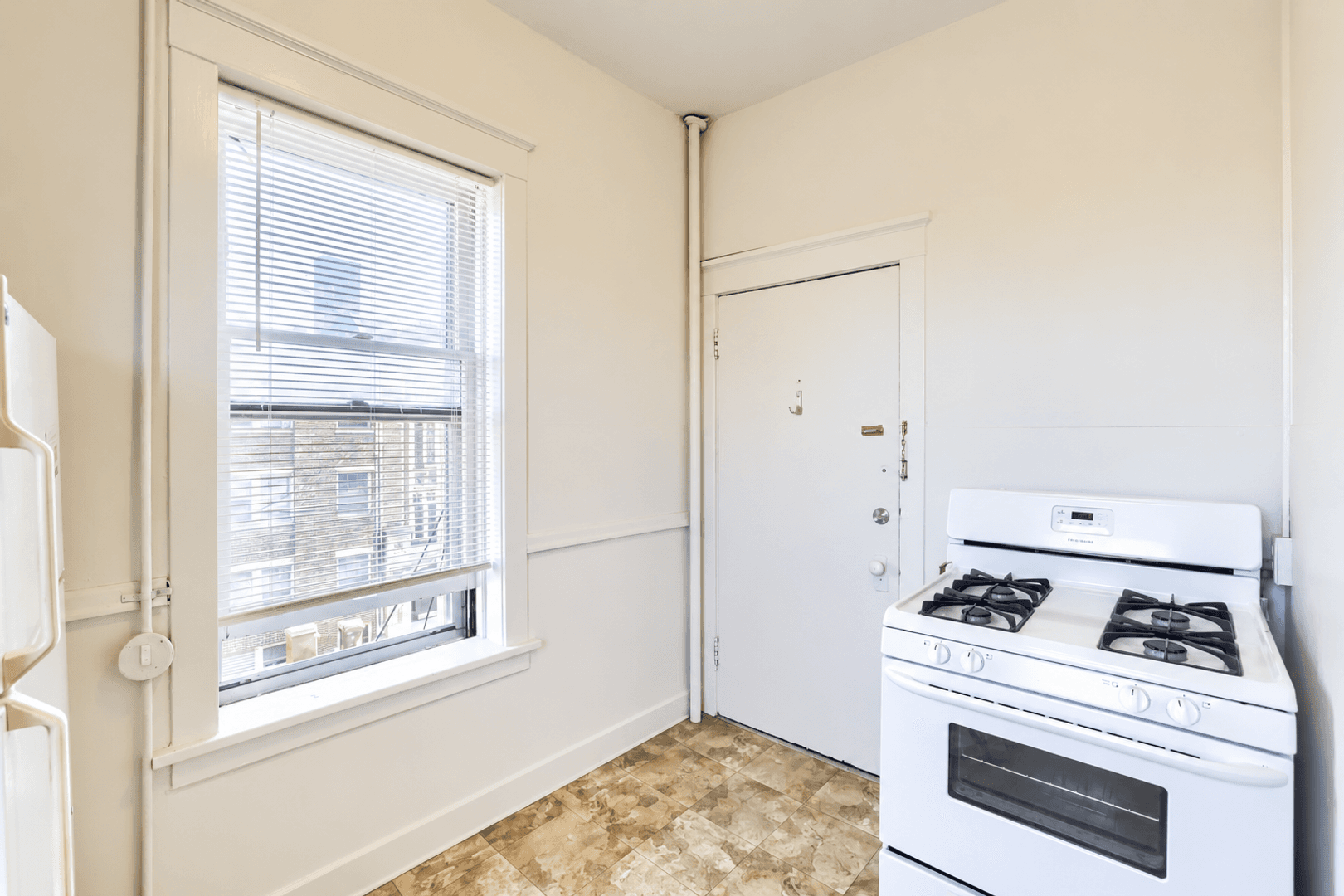 Minneapolis Apartment: 2609 Hennepin Ave