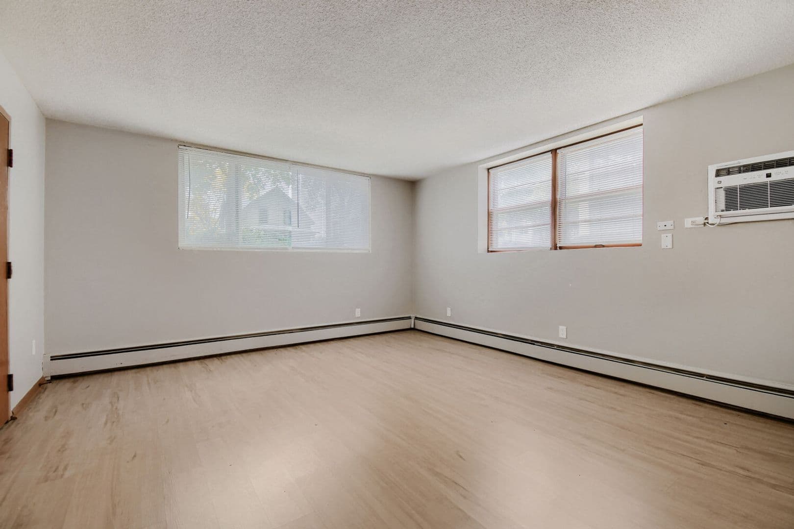 Minneapolis Apartment: 3410 Harriet Ave S