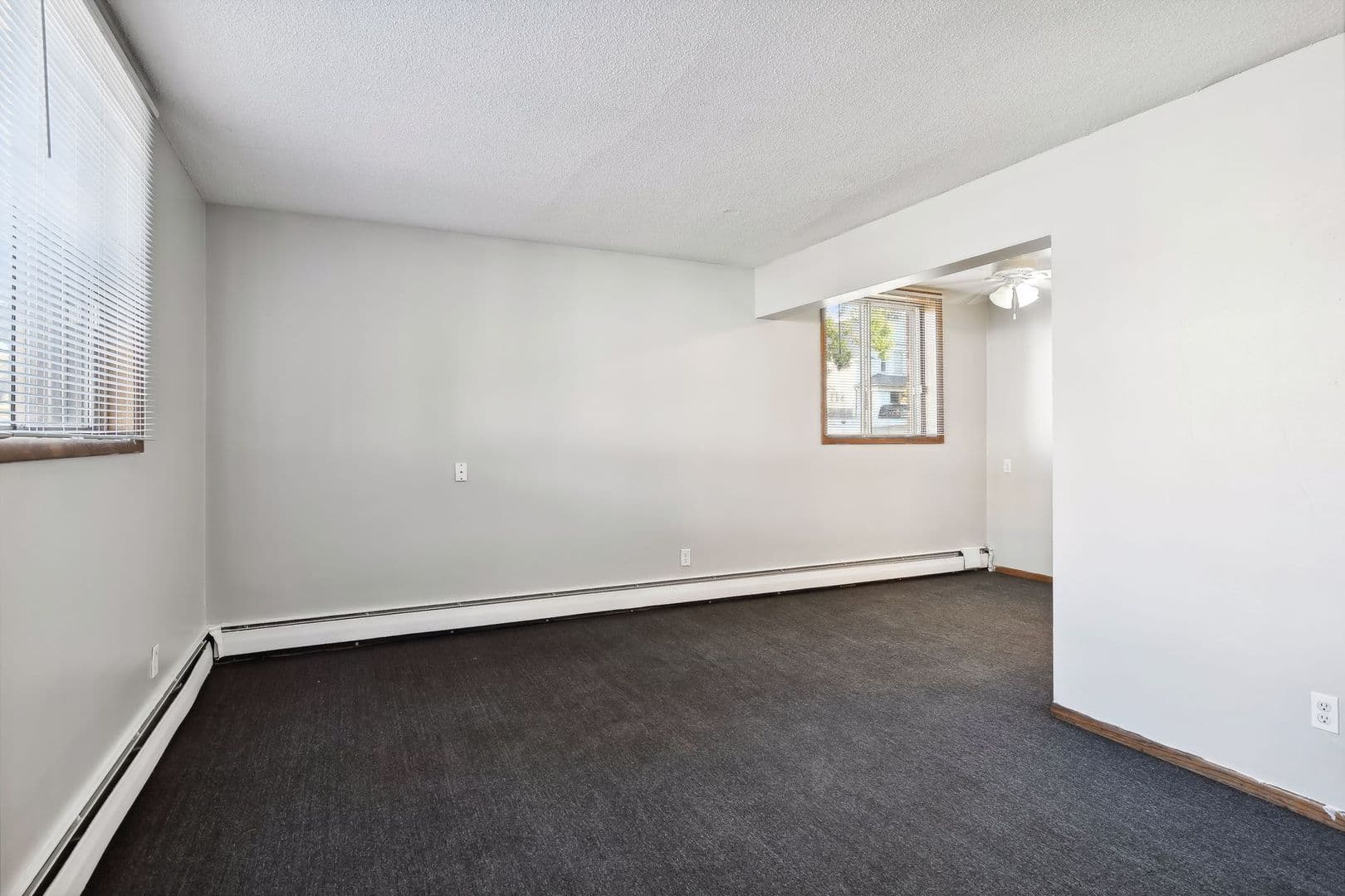 Minneapolis Apartment: 3100 Bloomington Ave South
