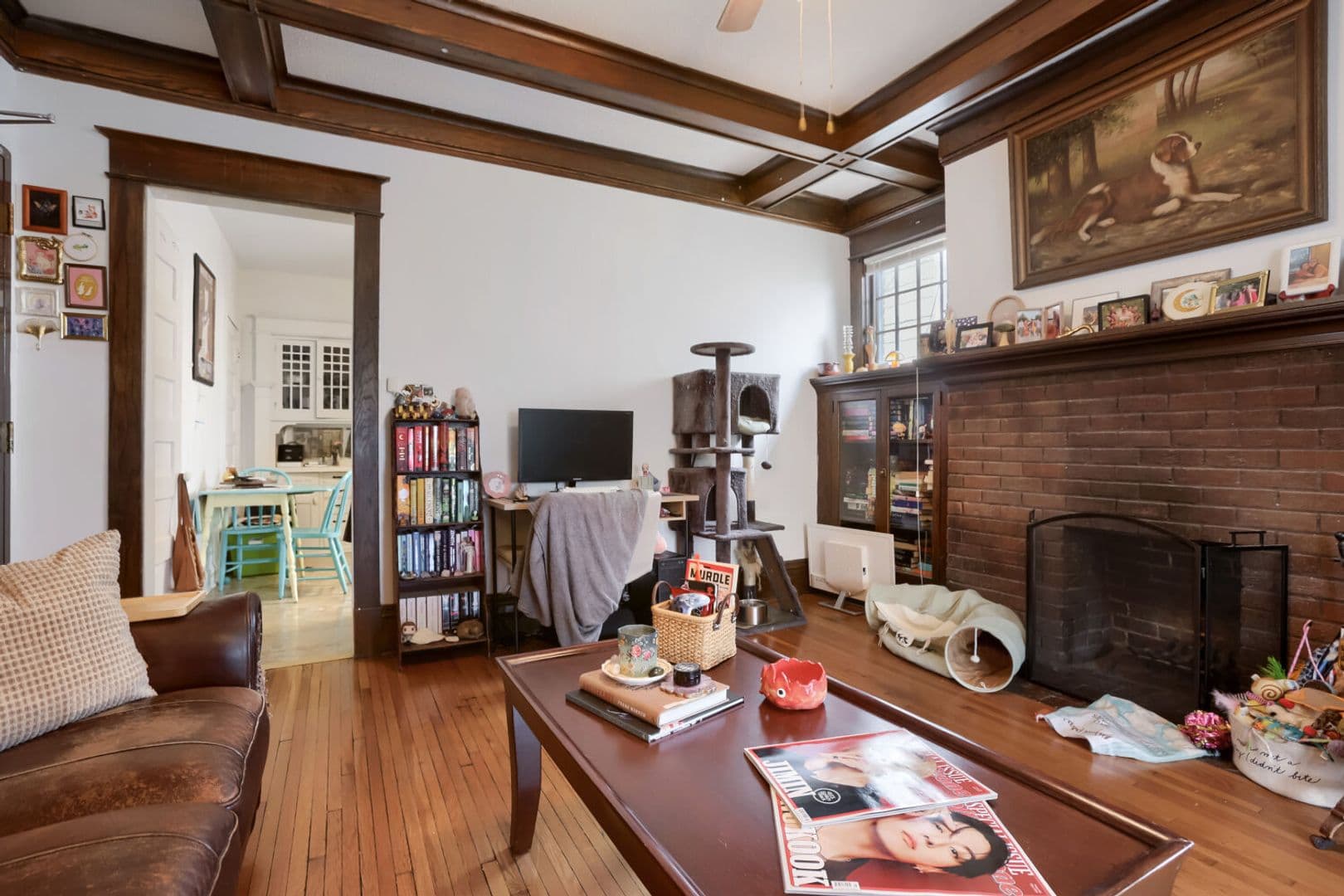 St. Paul Apartment: 250 Marshall Ave