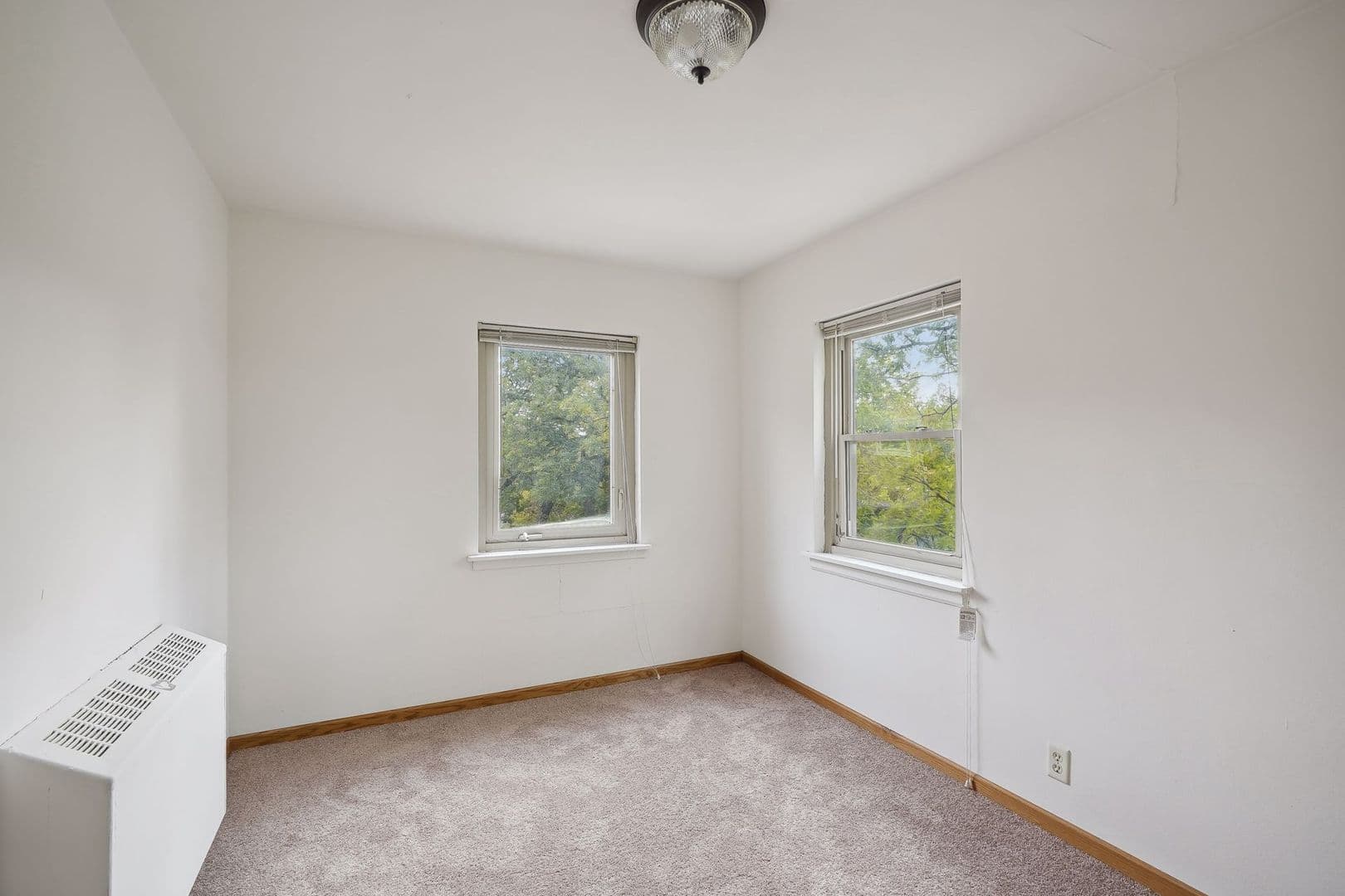 St. Paul Apartment: 483 West Lynnhurst Ave - Unit 18