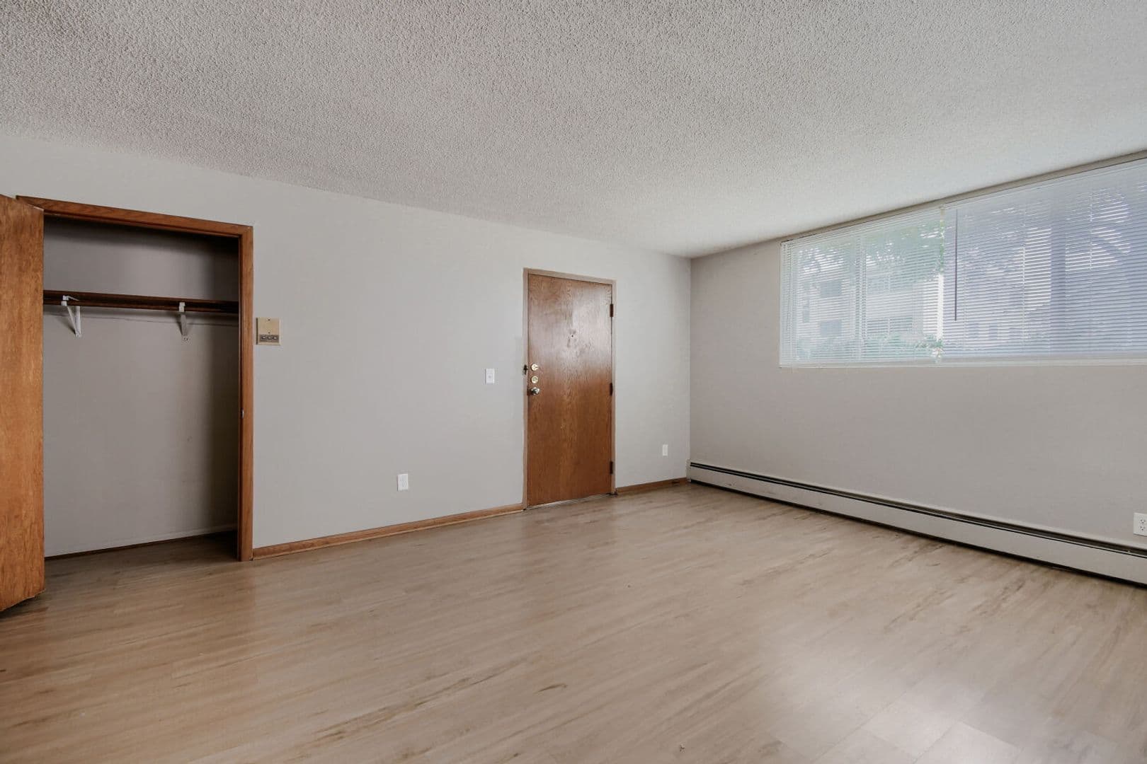Minneapolis Apartment: 3410 Harriet Ave S