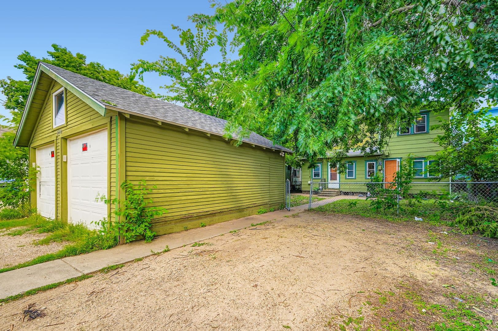 Minneapolis Apartment: 3118 Pleasant Ave