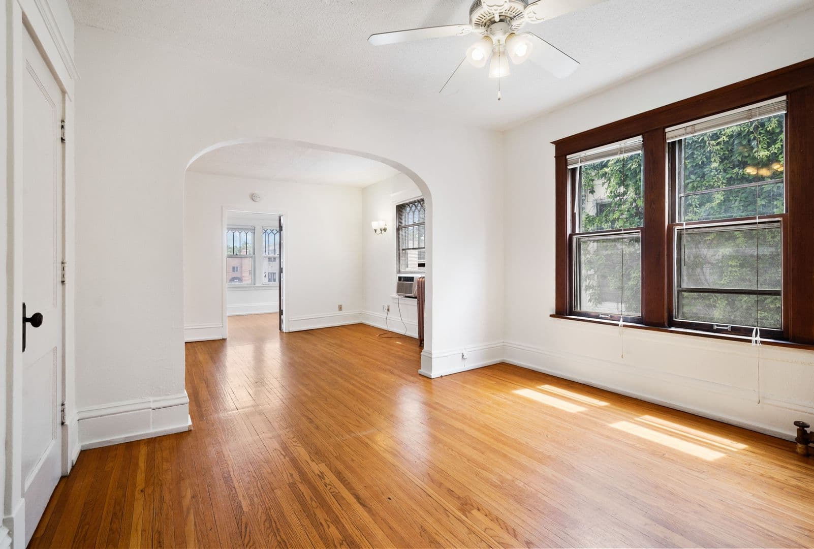 Minneapolis Apartment: 3012 Bryant Ave S