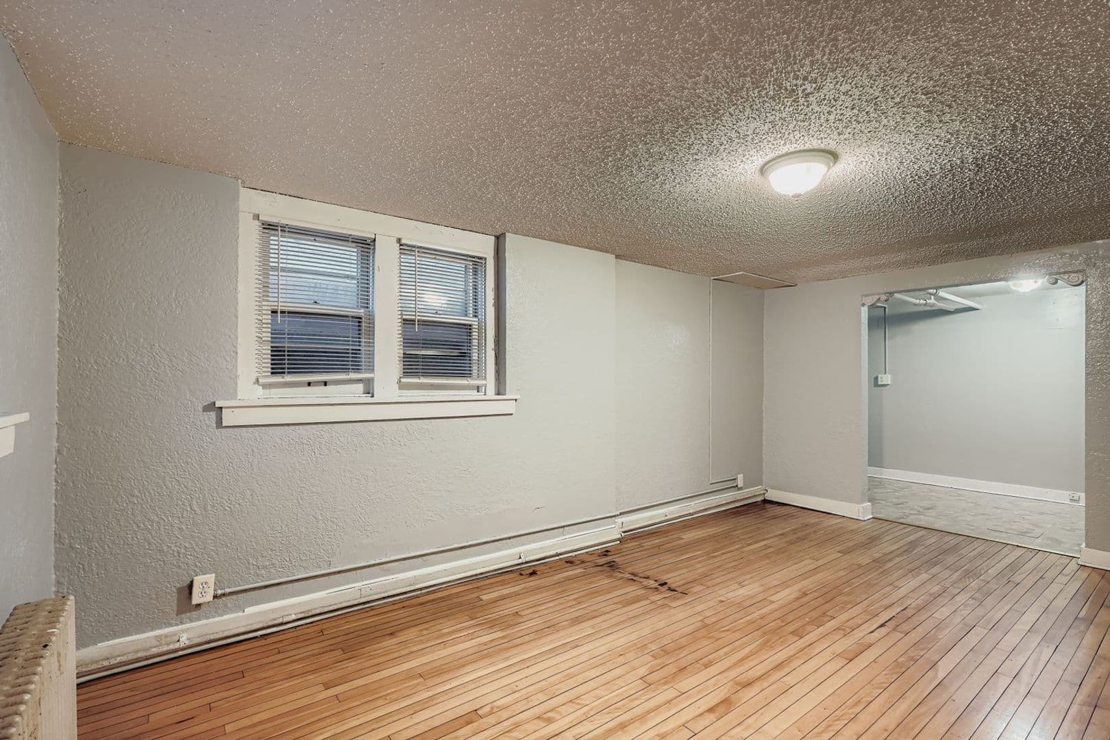 St. Paul Apartment: 711 Grand Avenue