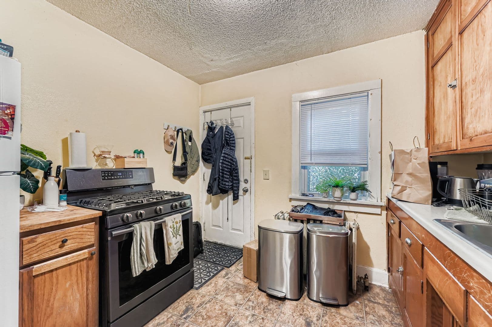 Minneapolis Apartment: 3118 Pleasant Ave
