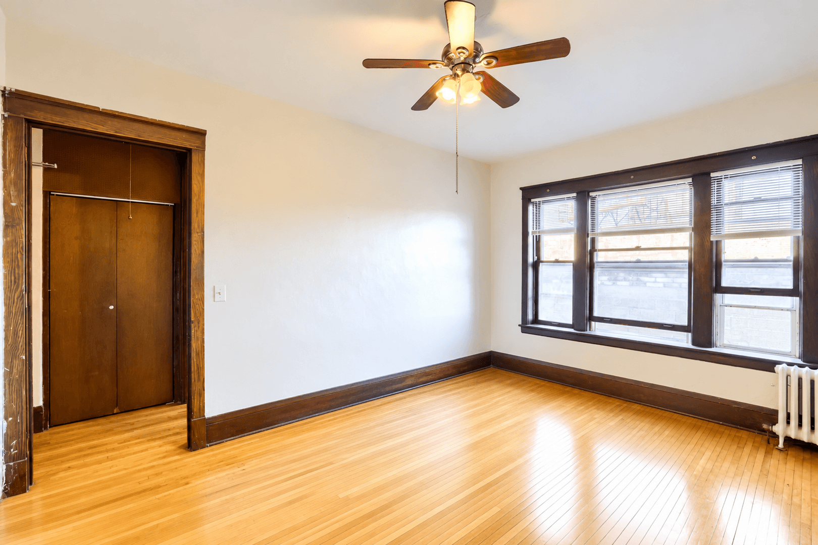 Minneapolis Apartment: 2609 Hennepin Ave