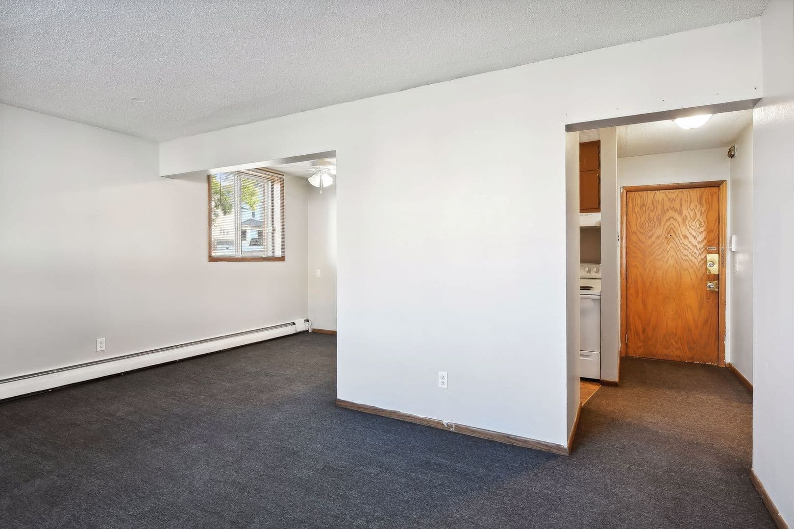 Minneapolis Apartment: 3100 Bloomington Ave South