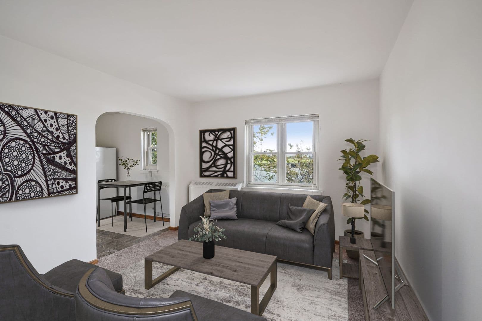 St. Paul Apartment: 483 West Lynnhurst Ave - Unit 18