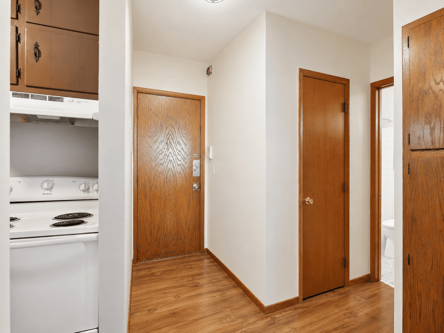 Minneapolis Apartment: 3100 Bloomington Ave South