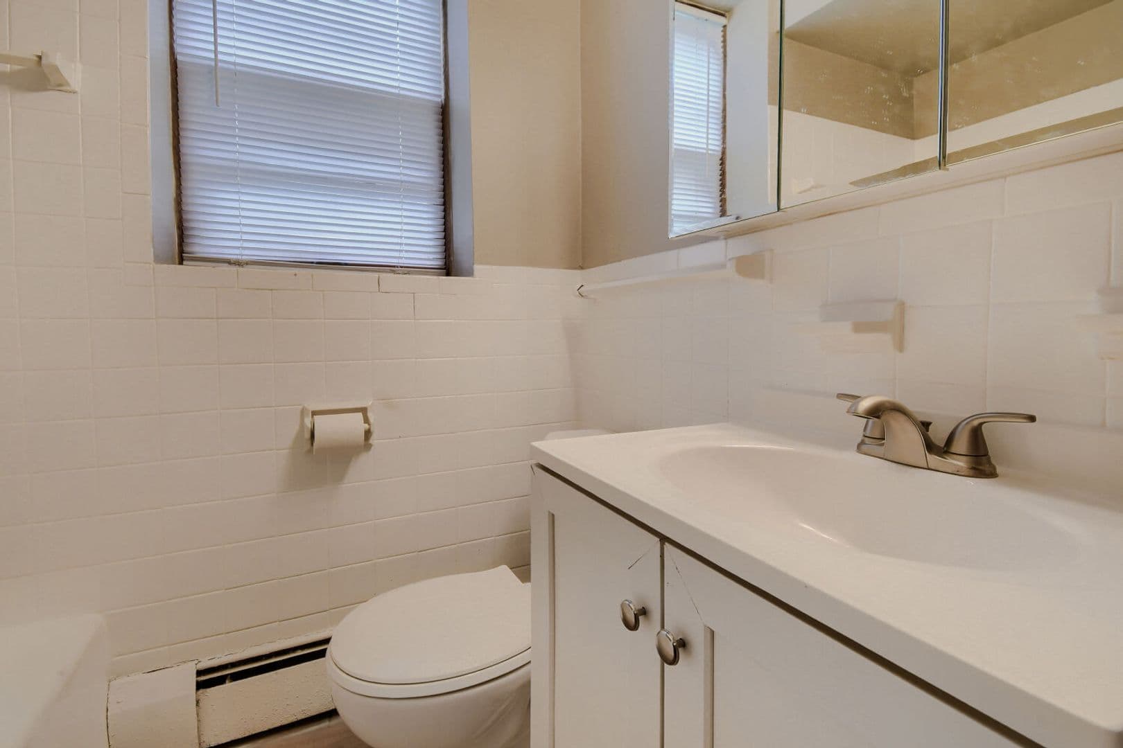 Minneapolis Apartment: 3410 Harriet Ave S