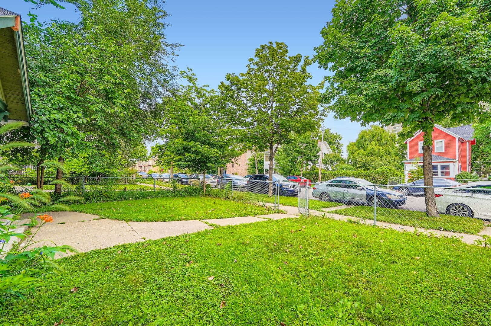 Minneapolis Apartment: 3118 Pleasant Ave