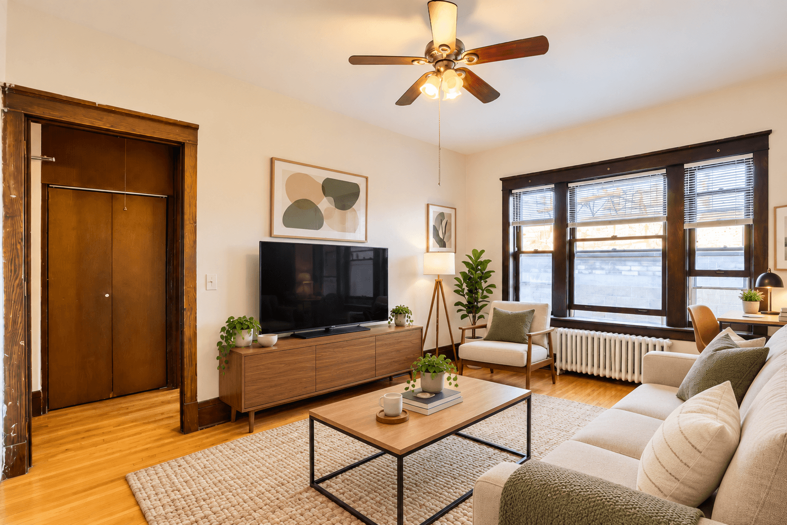 Minneapolis Apartment: 2609 Hennepin Ave