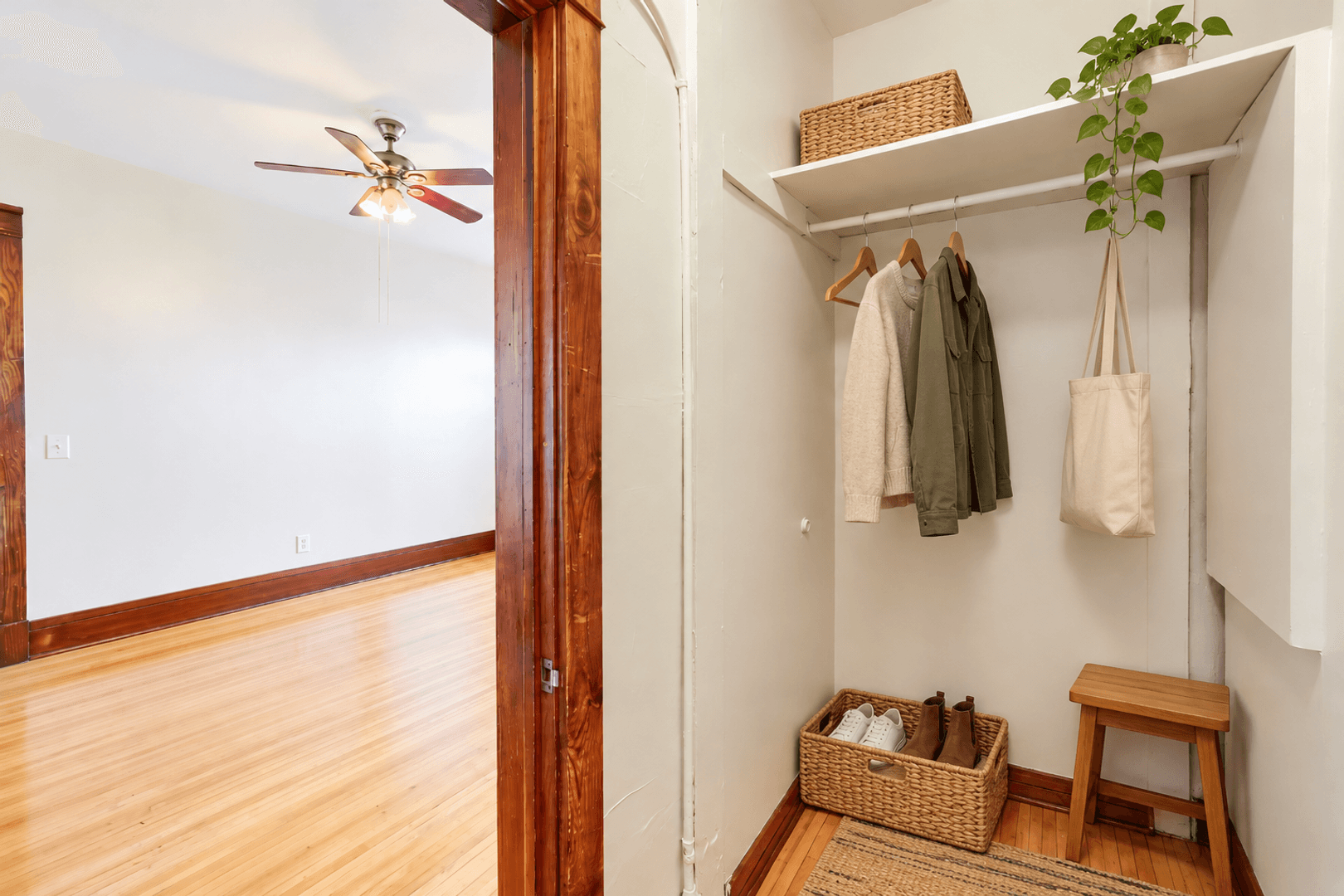 Minneapolis Apartment: 2609 Hennepin Ave