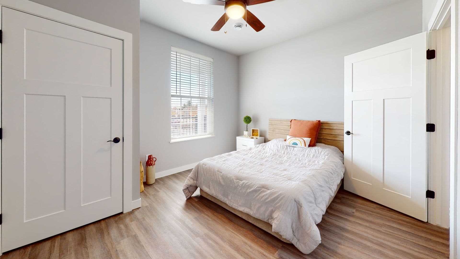 Deerfield Apartment: 610 Autumn Wood Parkway