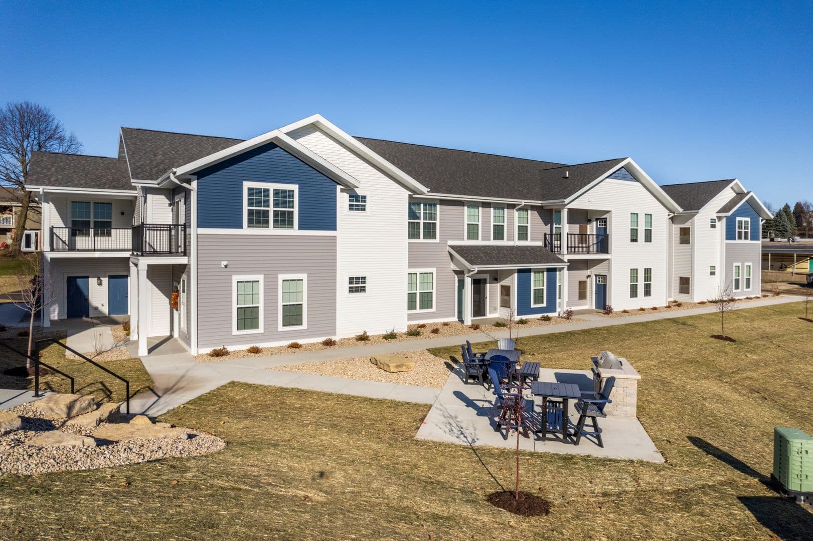 Deerfield Apartment: 604 Autumn Wood Parkway