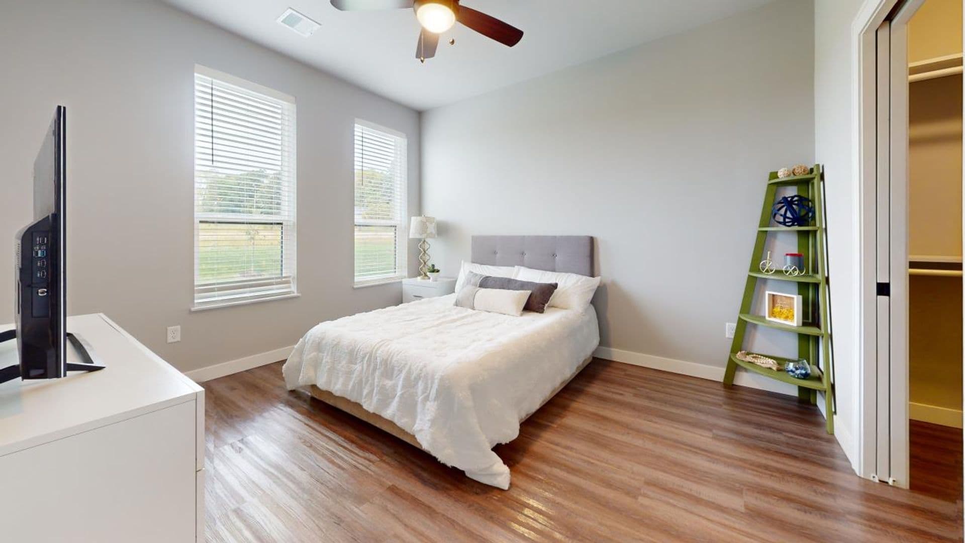 Stoughton Apartment: 1660 Nygaard Street