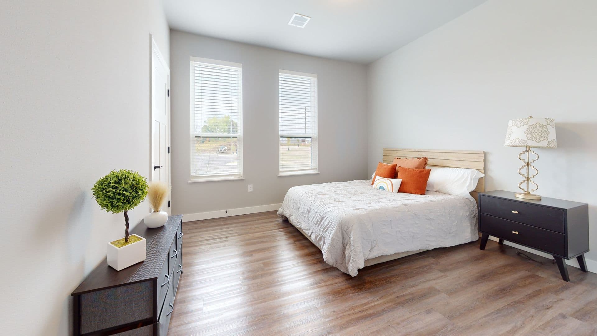 Stoughton Apartment: 1680 Nygaard Street