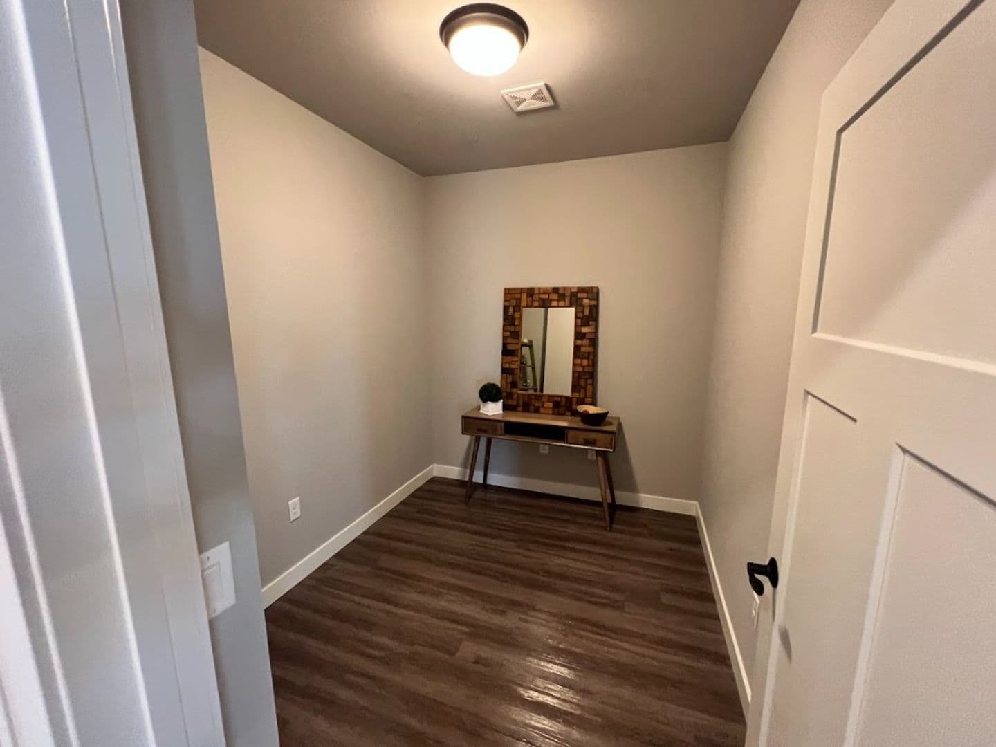 Stoughton Apartment: 1660 Nygaard Street
