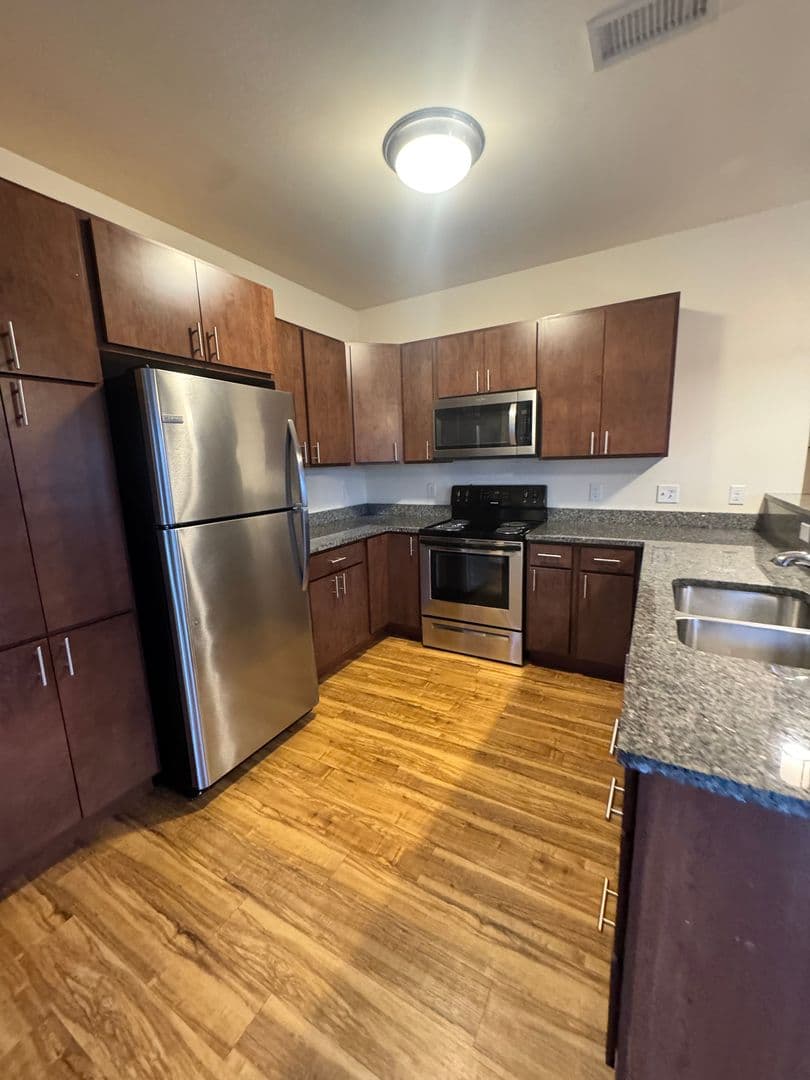 McFarland Apartment: 4908 Terminal Drive