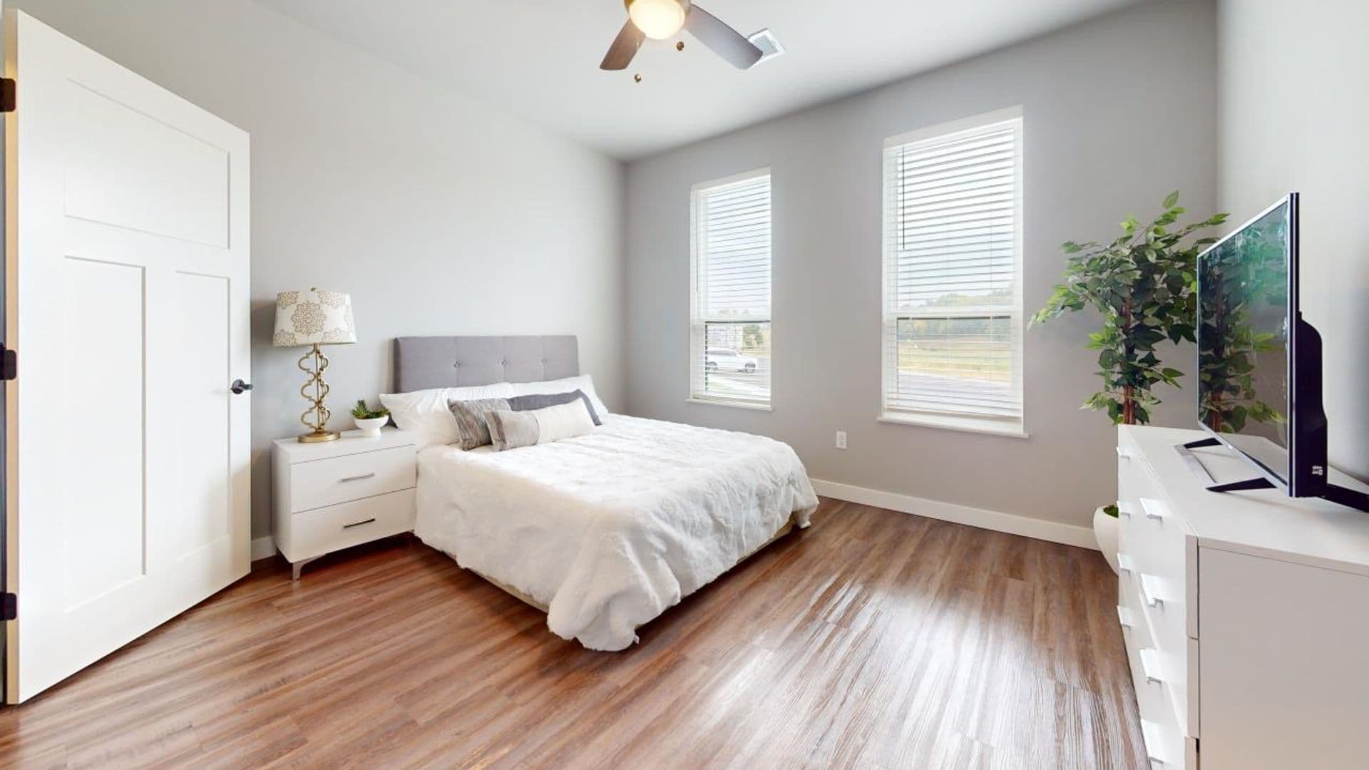 Stoughton Apartment: 1660 Nygaard Street