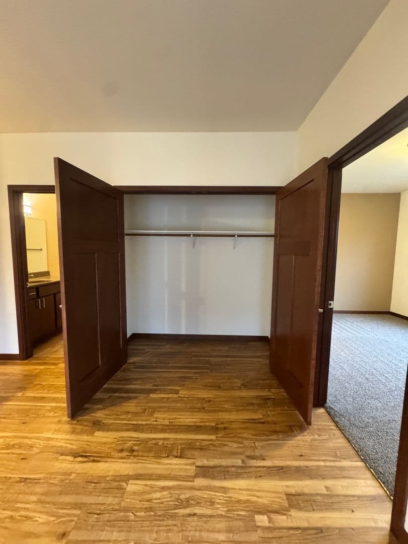 McFarland Apartment: 4908 Terminal Drive