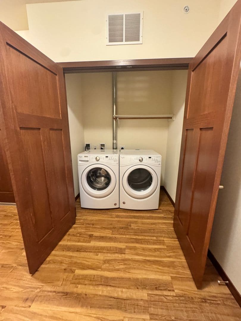 McFarland Apartment: 4908 Terminal Drive