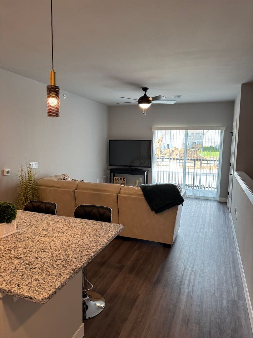 Deerfield Apartment: 605 Plaza Street