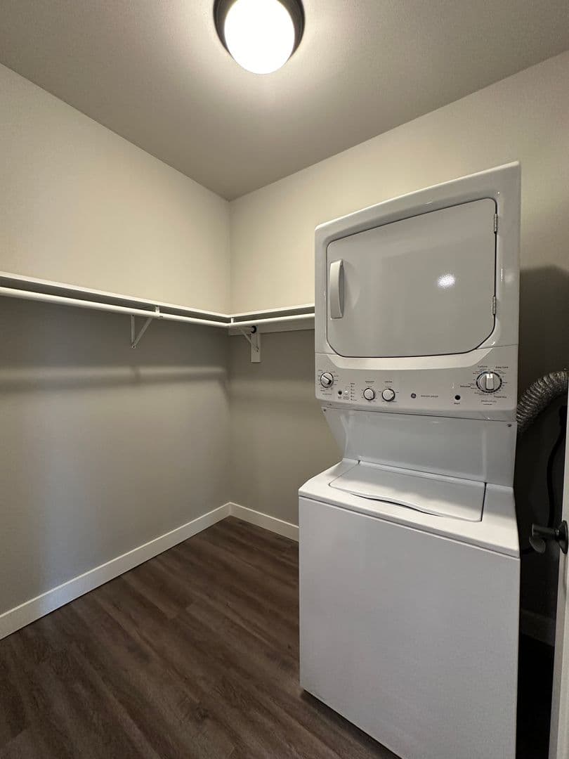 Stoughton Apartment: 1660 Nygaard Street