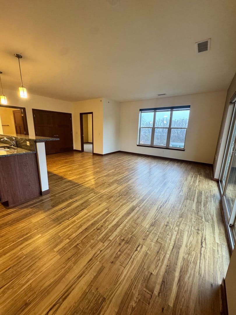McFarland Apartment: 4908 Terminal Drive