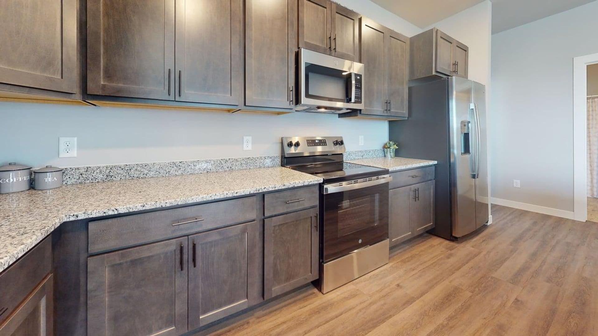 Oregon Apartment: 100 Peterson Trail