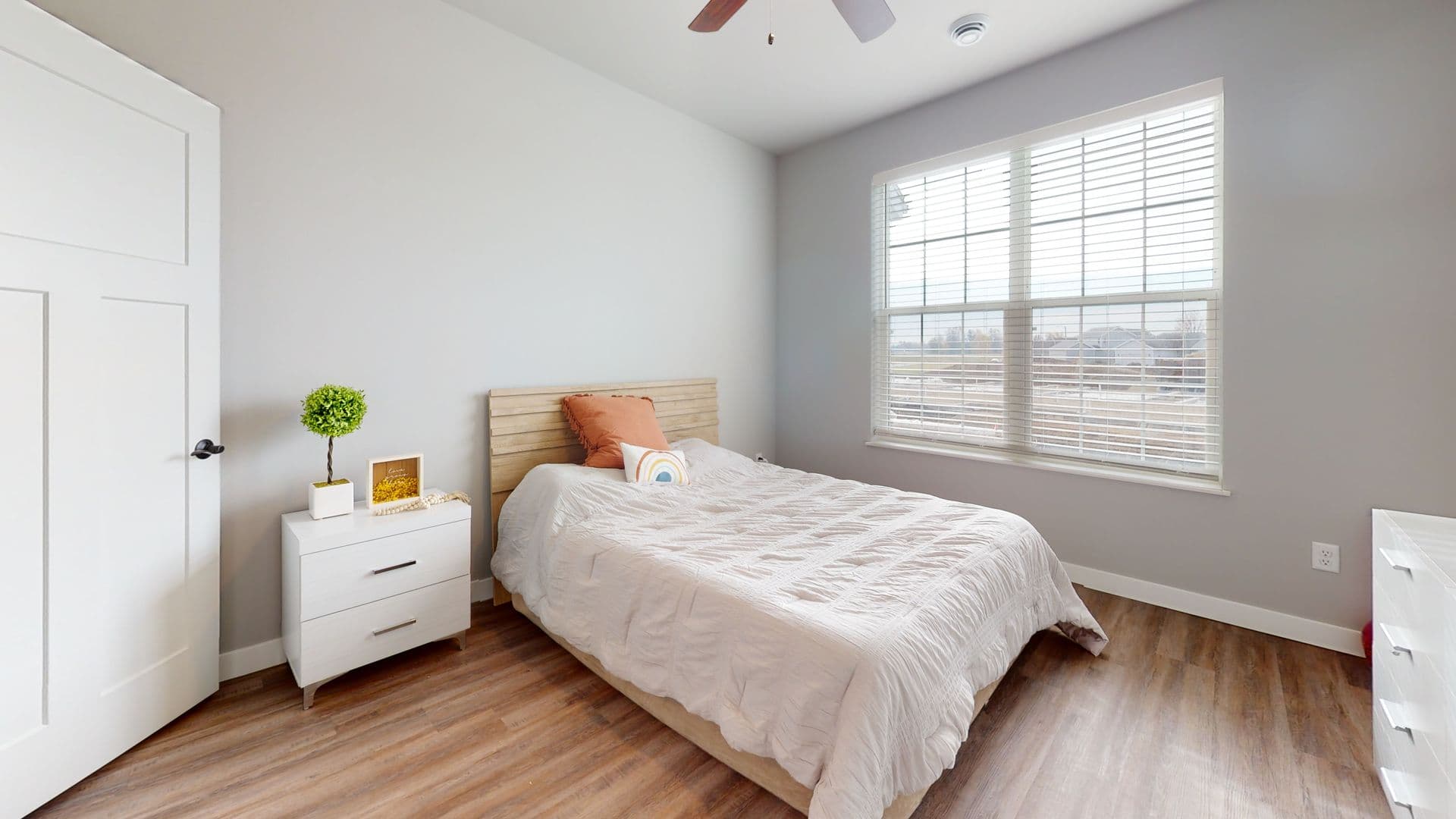 Deerfield Apartment: 604 Autumn Wood Parkway