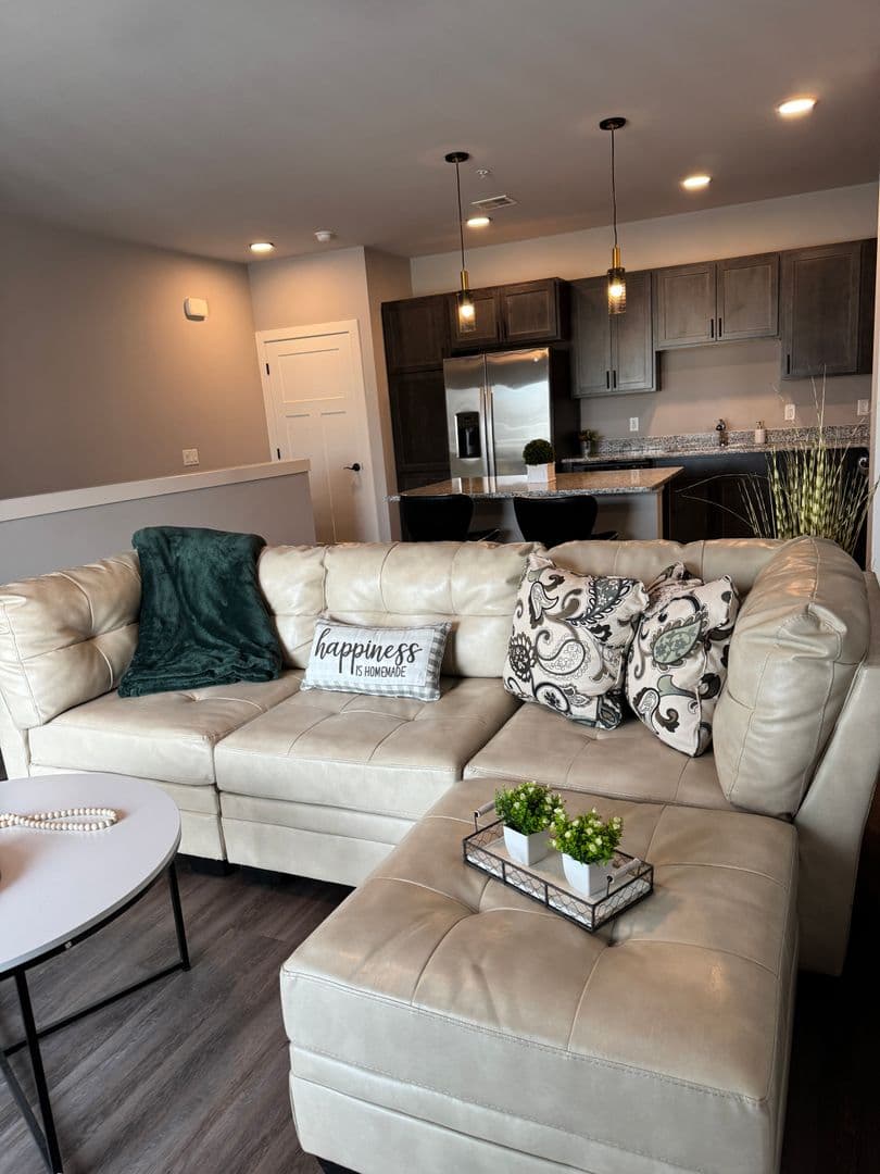 Deerfield Apartment: 605 Plaza Street