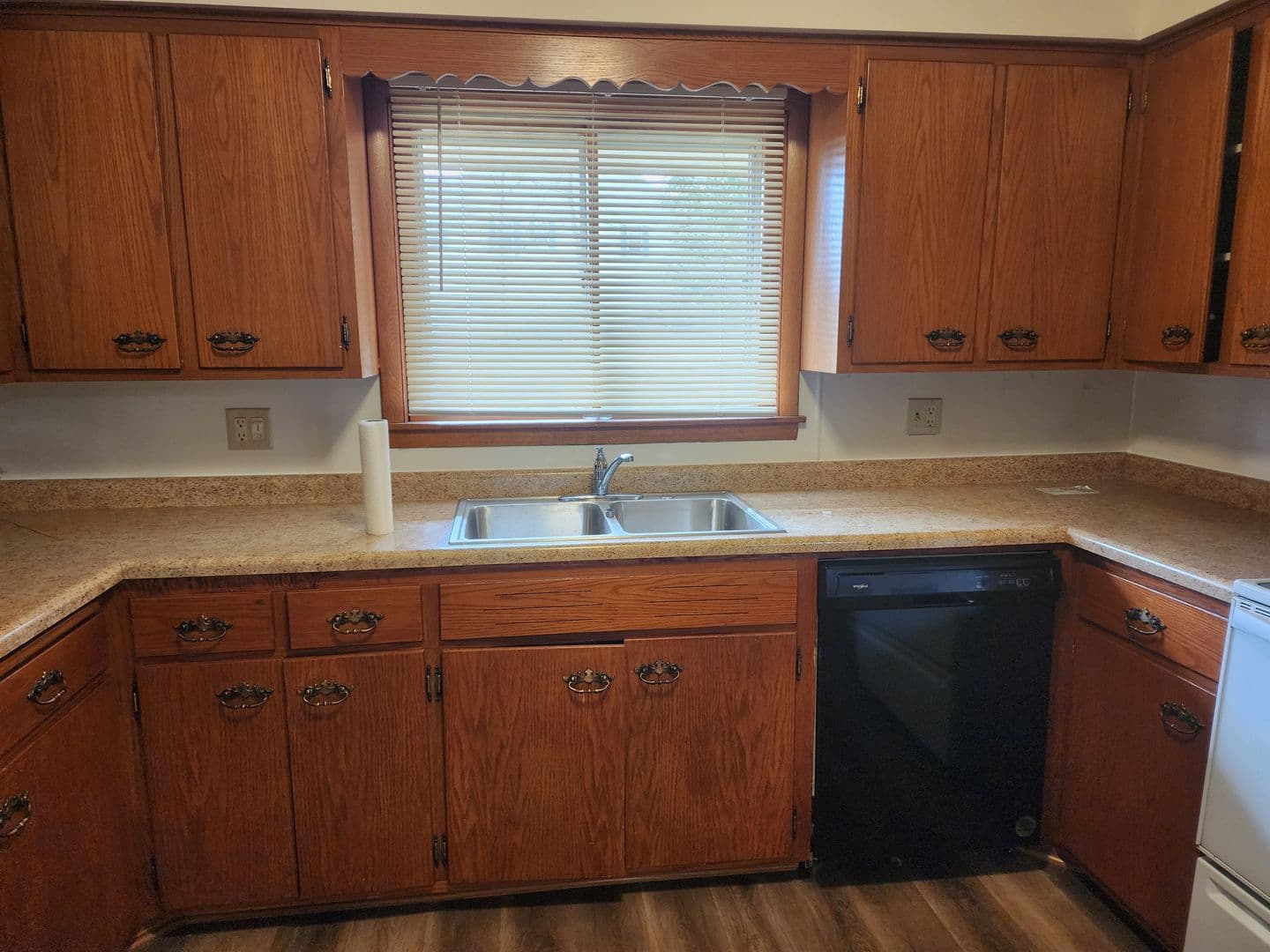 Madison Apartment: 6404 Cottage Grove Road