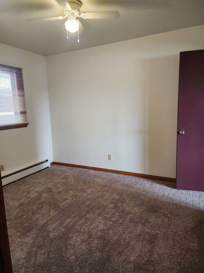 Madison Apartment: 6404 Cottage Grove Road