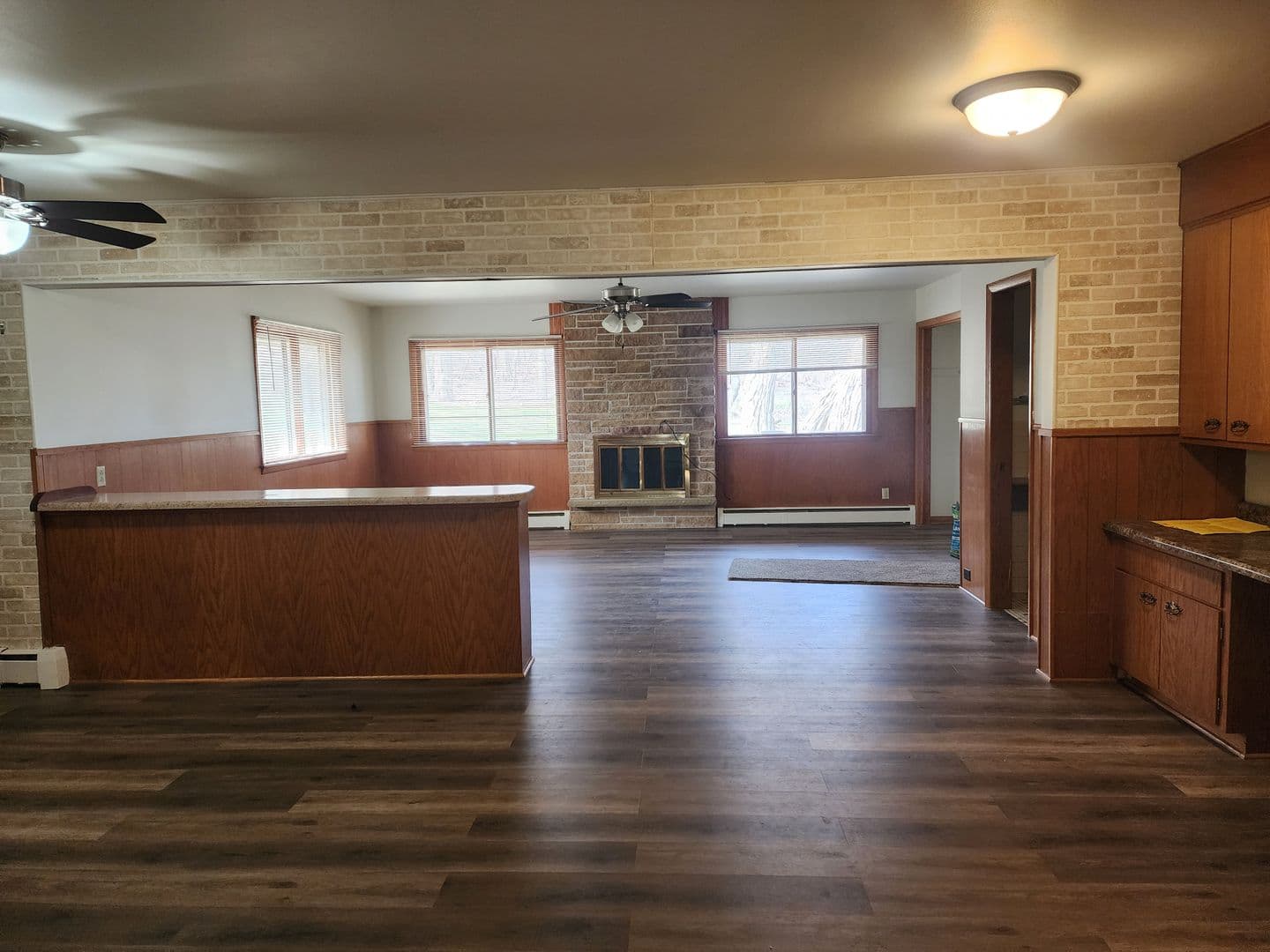 Madison Apartment: 6404 Cottage Grove Road
