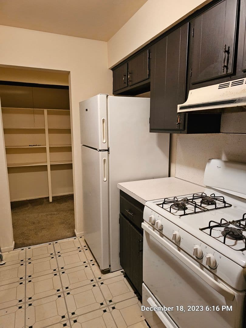 Haslett Apartment: 5984 Bois Ile Drive