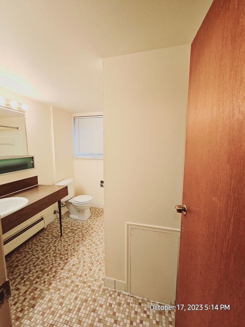 Haslett Apartment: 5984 Bois Ile Drive