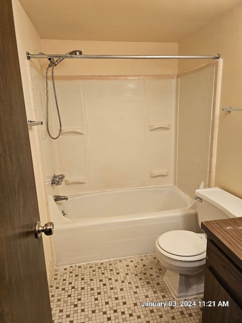 Haslett Apartment: 5984 Bois Ile Drive