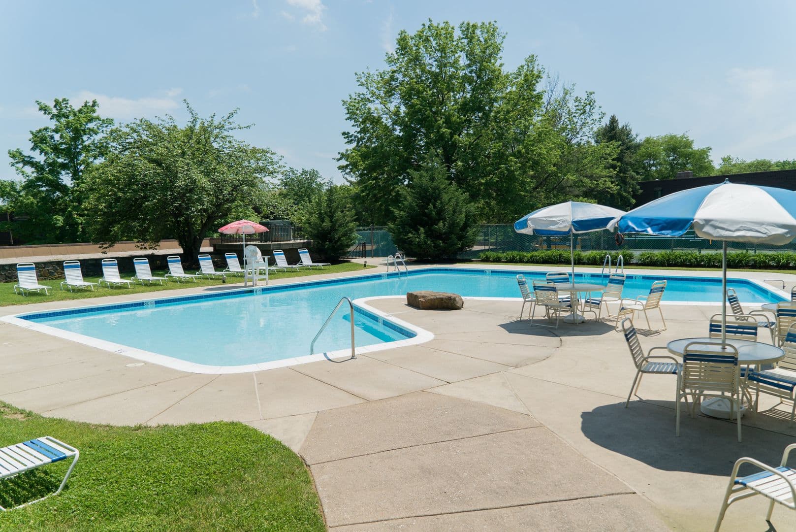 Wayne Apartment: 219 Sugartown Rd