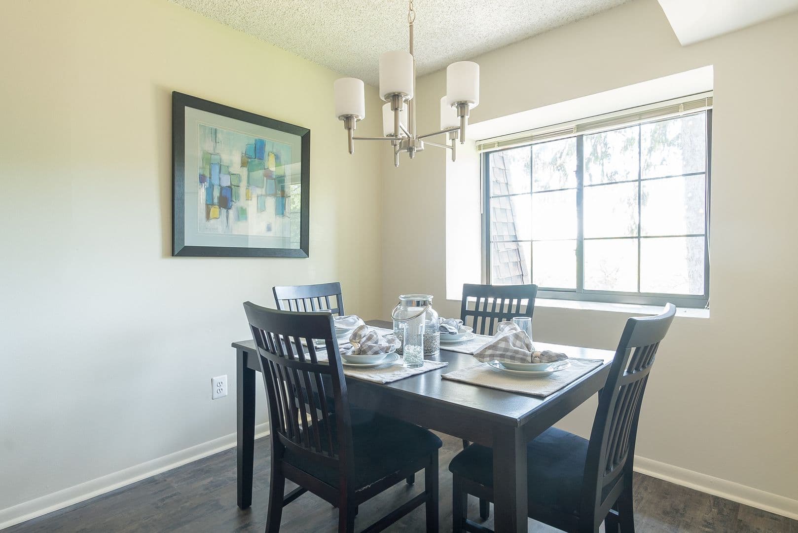 Wayne Apartment: 219 Sugartown Rd