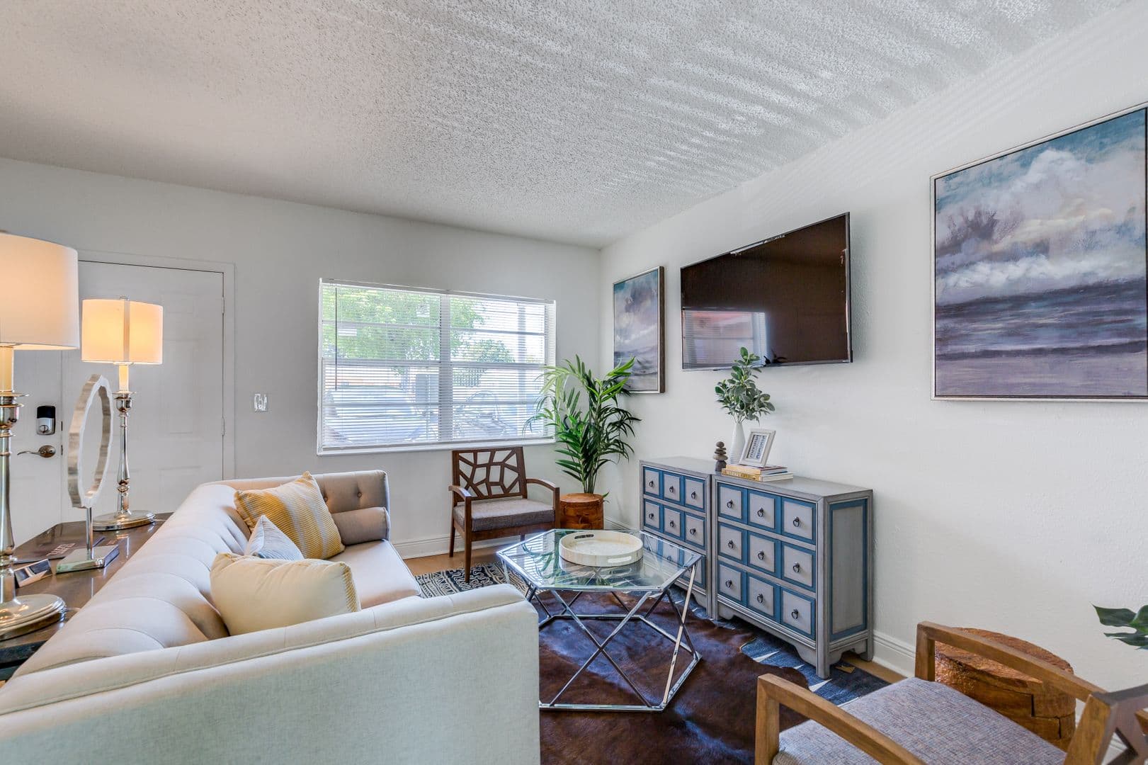 Miami Apartment: 1401 North West 103rd Street