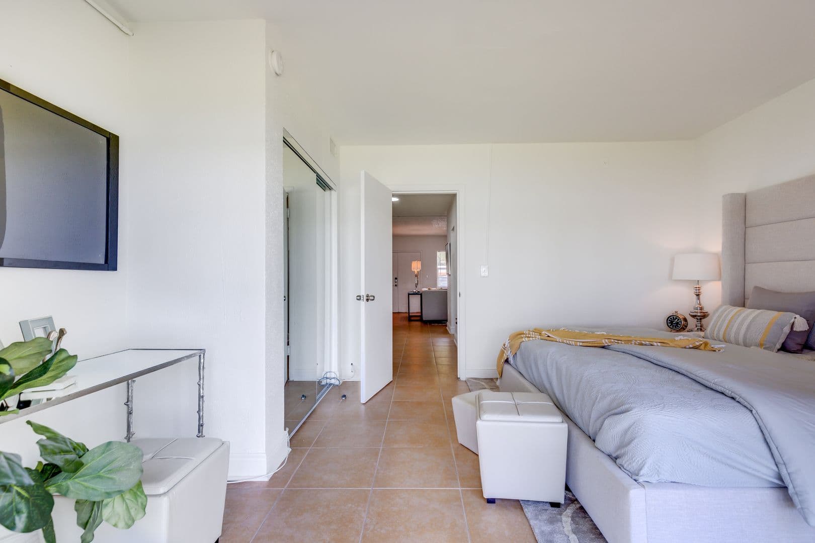 Miami Apartment: 1401 North West 103rd Street