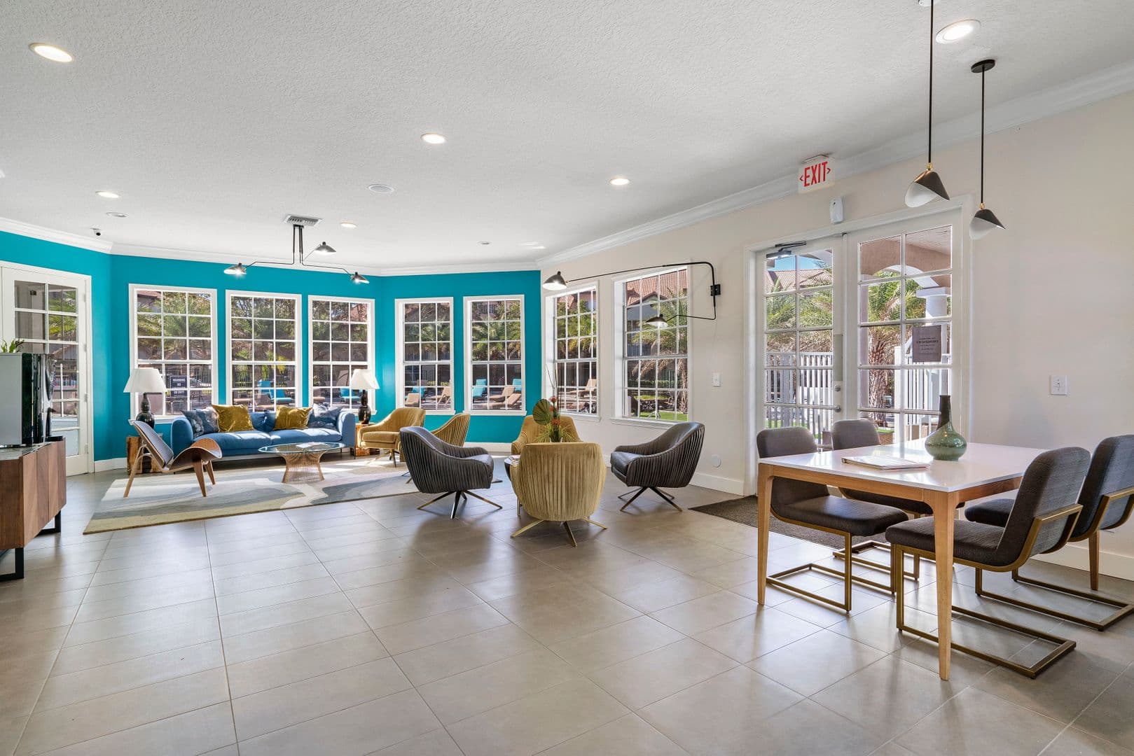 Coral Springs Townhome: 3400 Coral Springs Dr