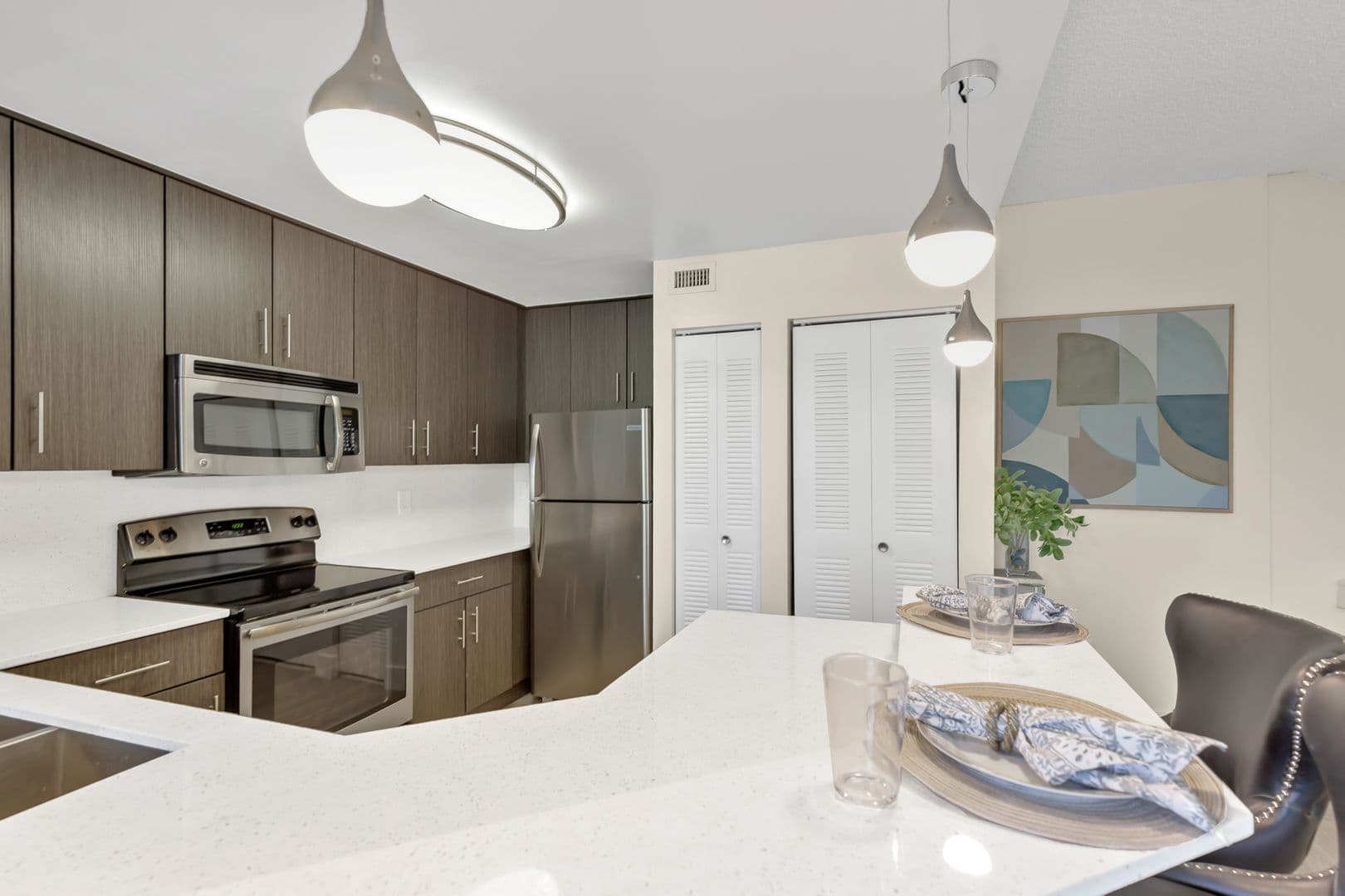 Coral Springs Townhome: 3400 Coral Springs Dr