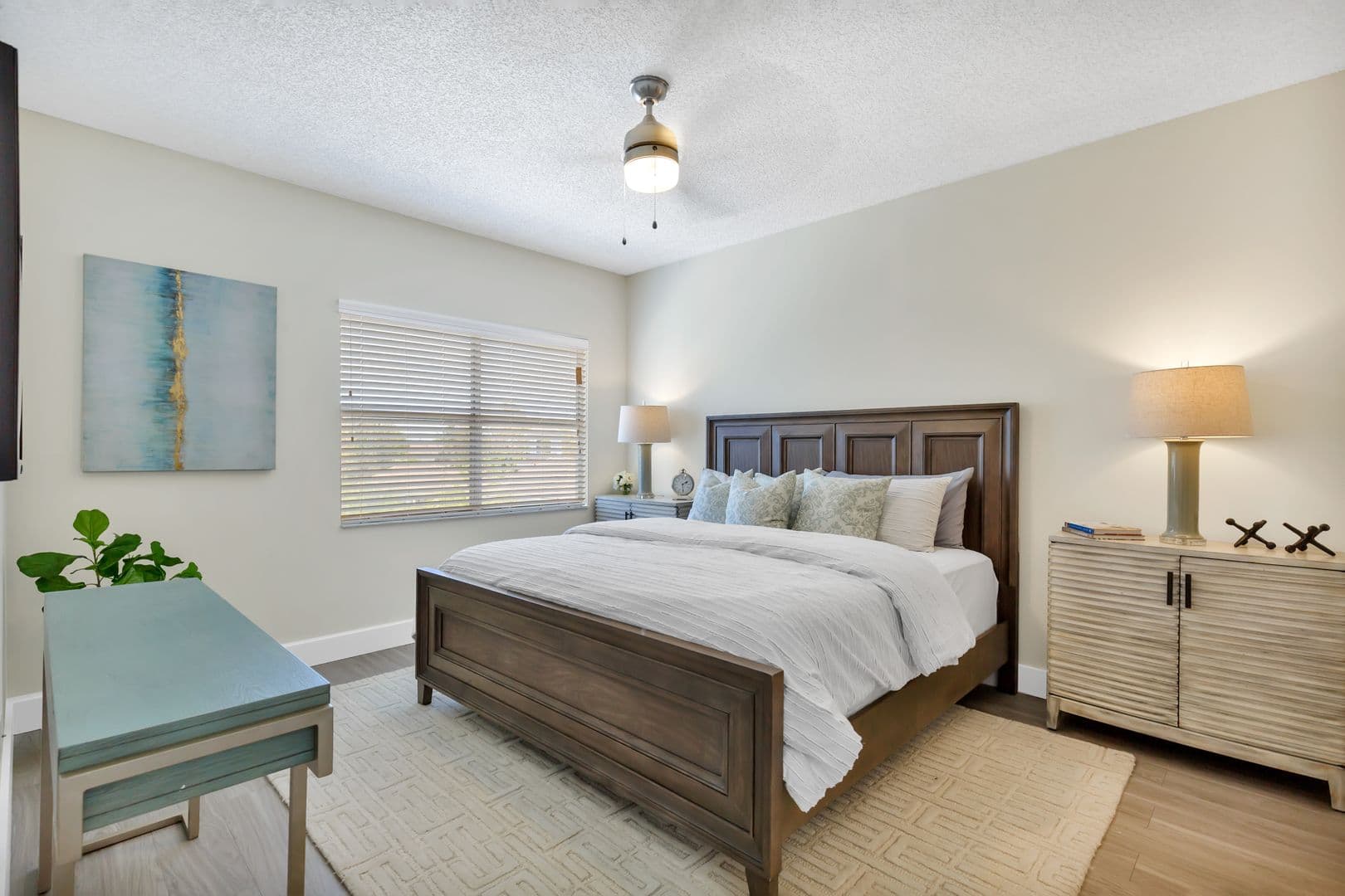 Coral Springs Townhome: 3400 Coral Springs Dr