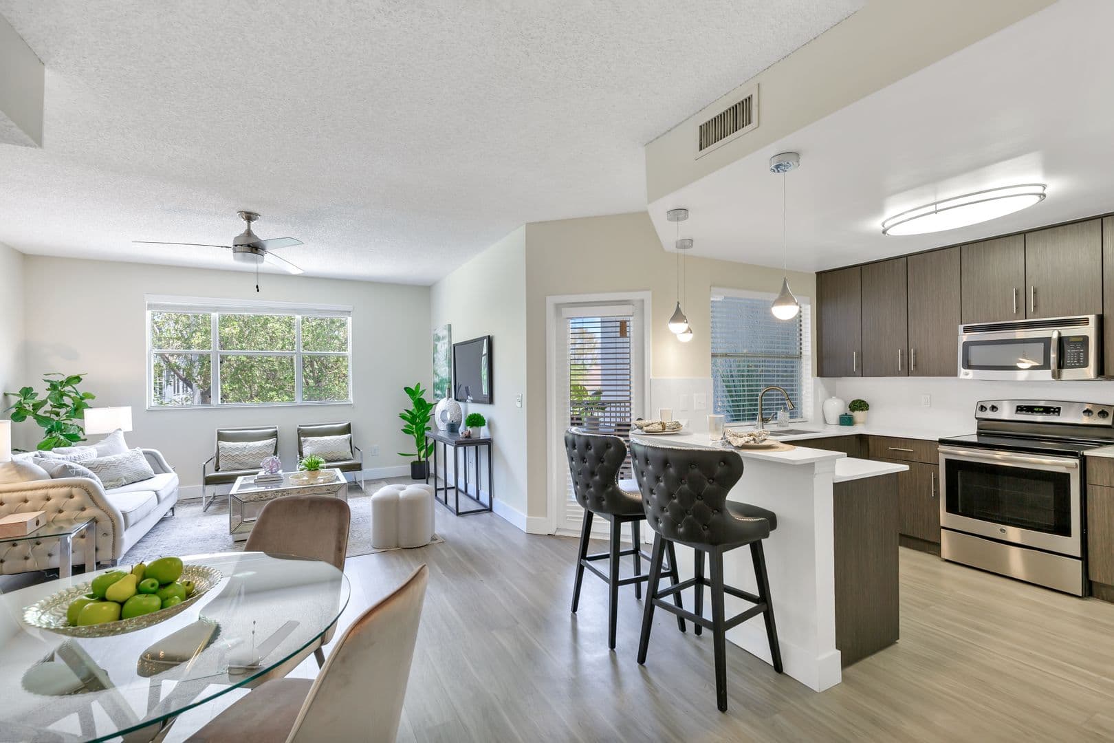 Coral Springs Townhome: 3400 Coral Springs Dr