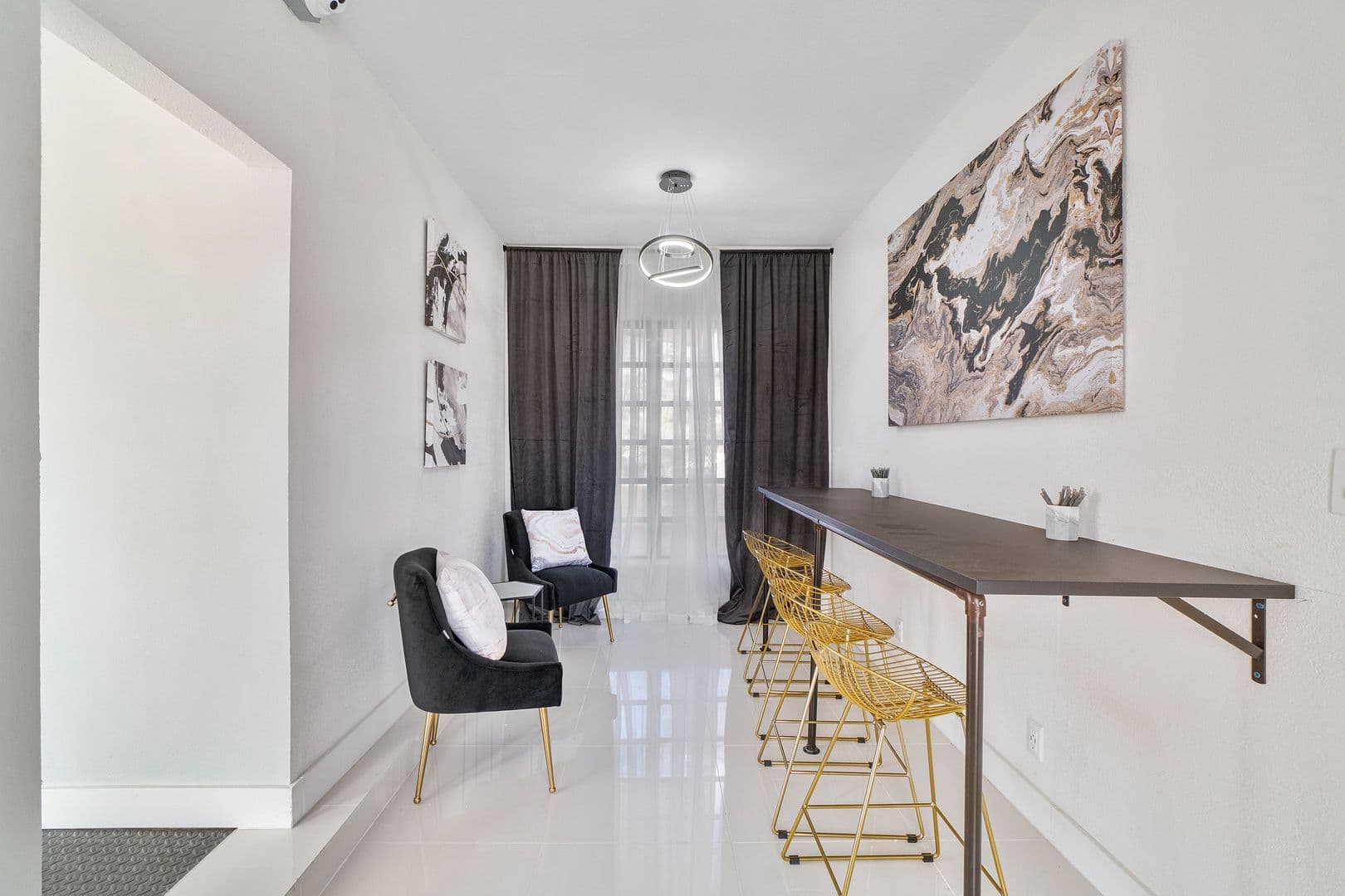 Miami Apartment: 1401 North West 103rd Street