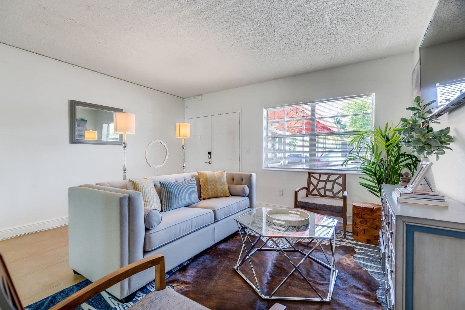 Miami Apartment: 1401 North West 103rd Street
