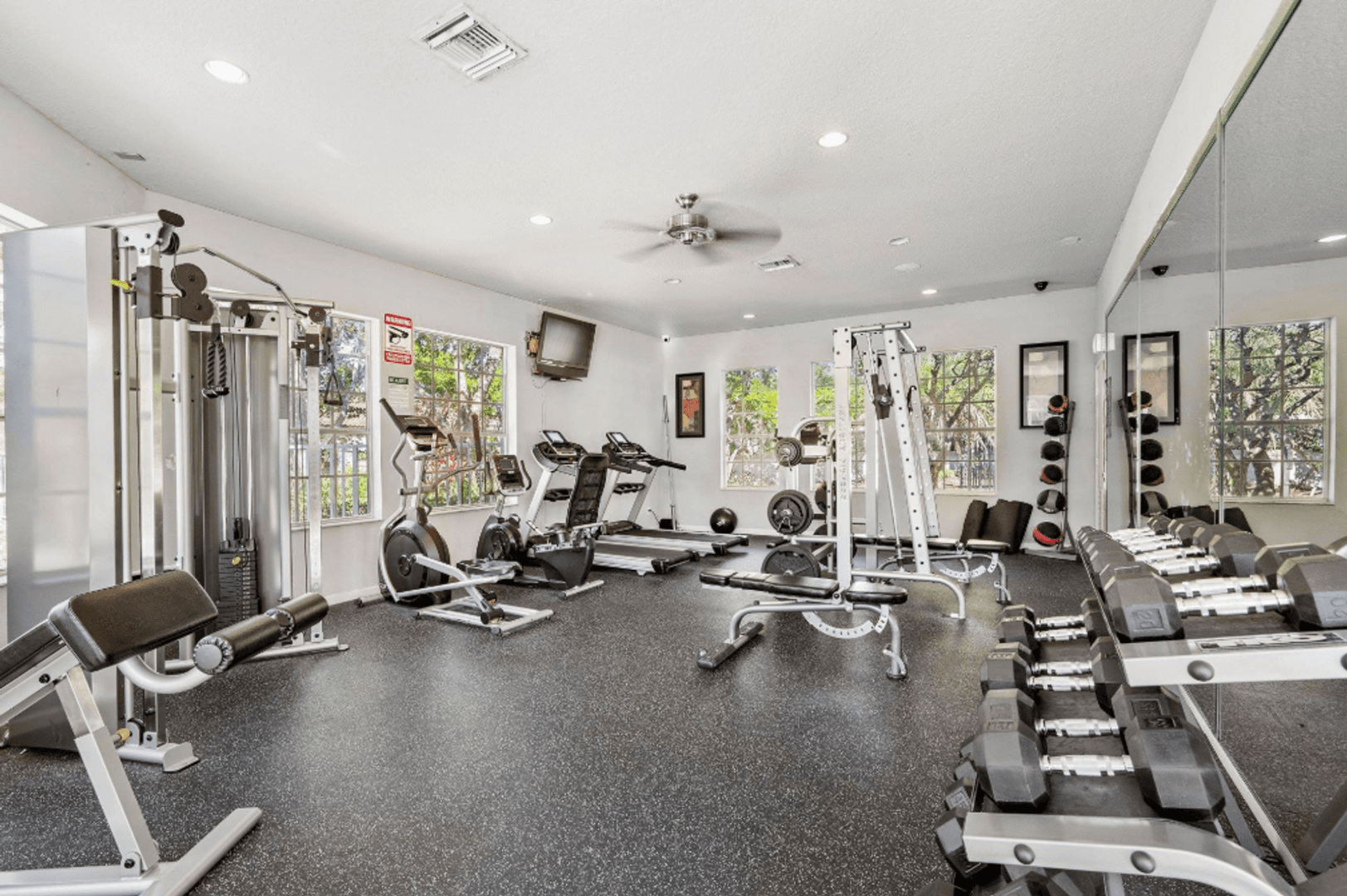Coral Springs Townhome: 3400 Coral Springs Dr